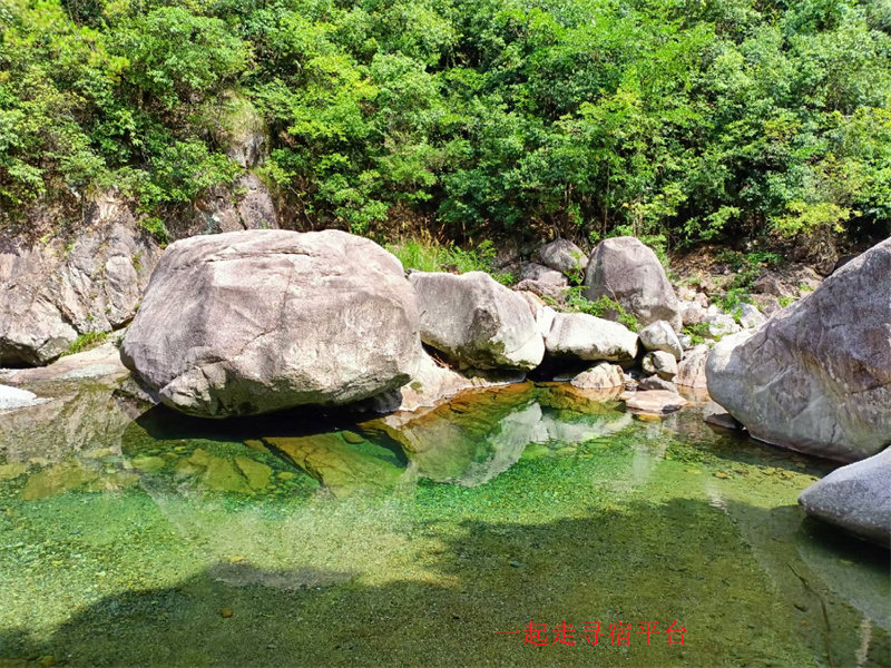 登源府第乡村酒店