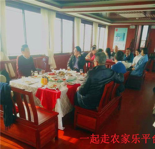 东山万顷楼(湖景房)